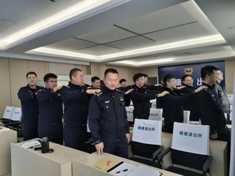 内蒙古海拉尔公安分局健康派出所：以“四维”平安答卷献礼警察节
