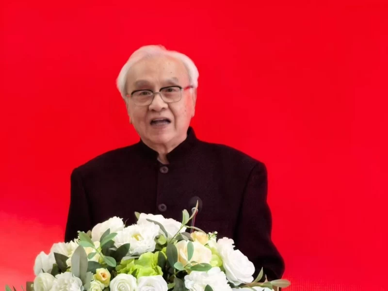李文燕在《中华人民共和国法治宣传教育法》座谈会暨“学习强国新时代主题邮局法治保障卡发布会”上的致辞