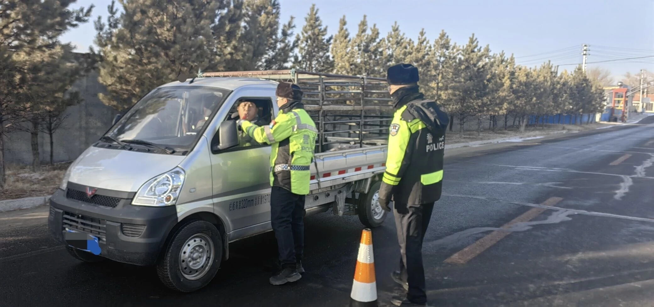 紧盯重点违法，守护出行平安——内蒙古商都县交管大队持续强化路面管控