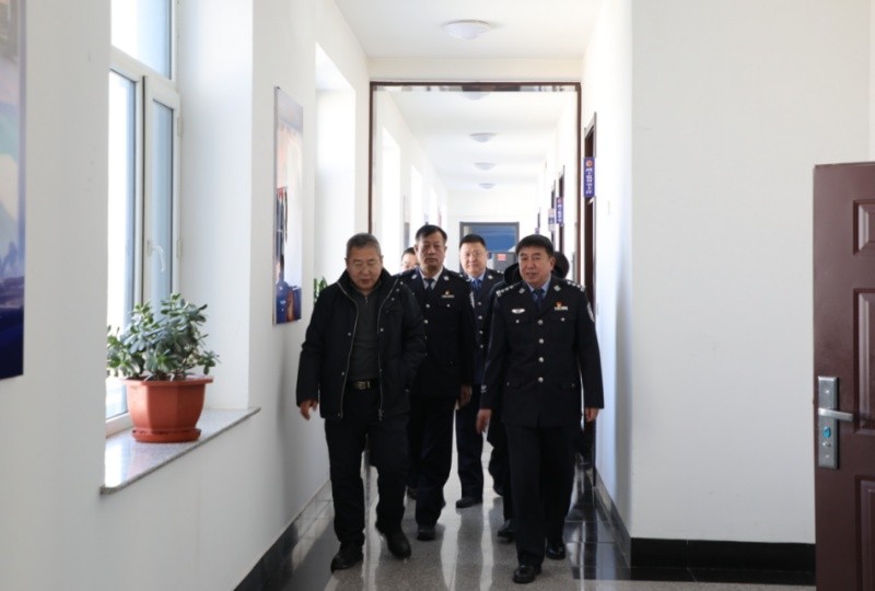 情暖警营凝合力 共护林海迎新春——林口林业局有限公司主要领导春节慰问黑龙江省林区公安局林口分局民辅警