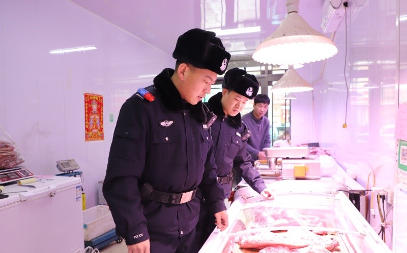 黑龙江省哈尔滨市通河县公安局：坚守春节岗位 守护舌尖安全