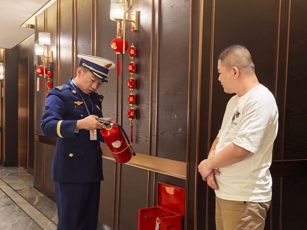 福建省漳州市漳浦县消防救援大队开展清明节前消防安全检查