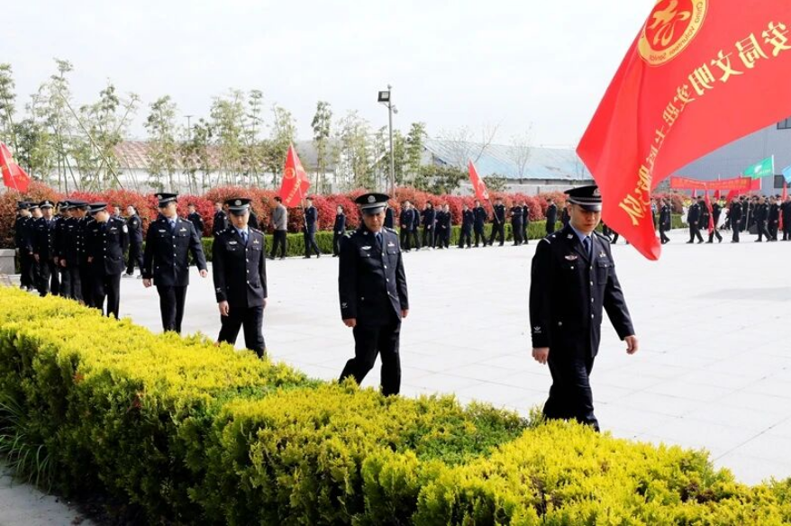 河南省商丘市虞城县公安局组织开展2026年虞城县“我们的节日.清明”——“铭记历史、缅怀先烈”主题文明实践活动