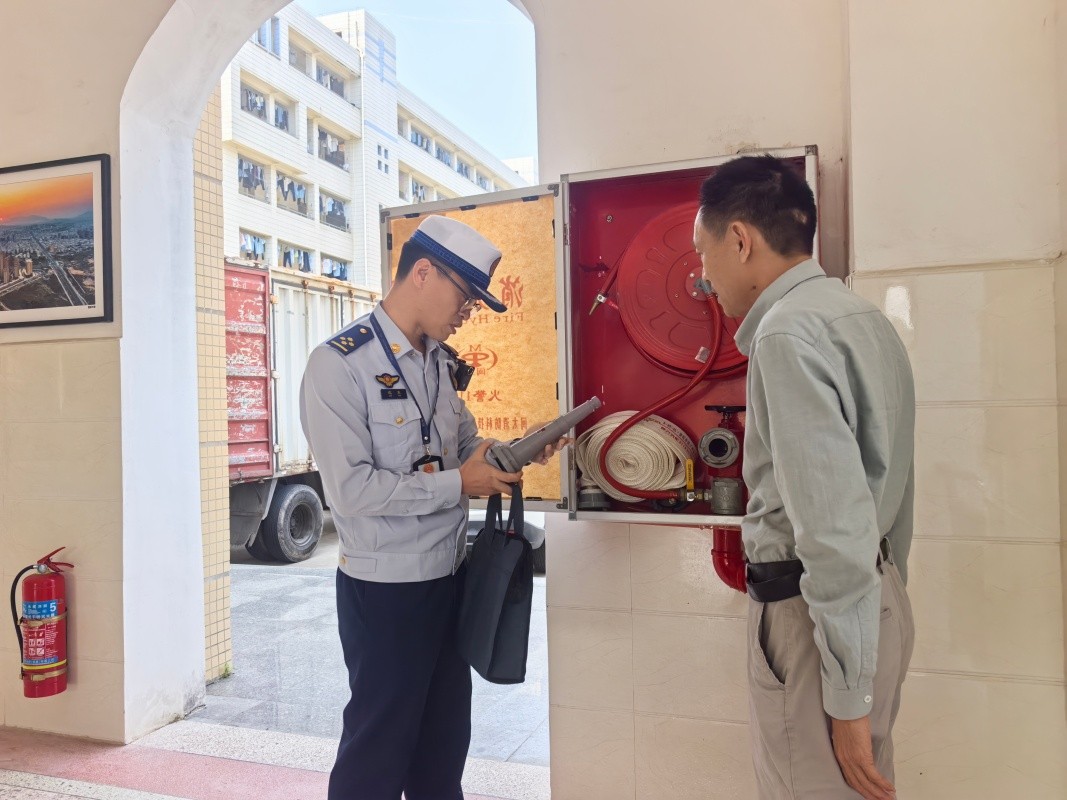 福建省漳州市漳浦县消防救援大队到学校检查指导消防安全