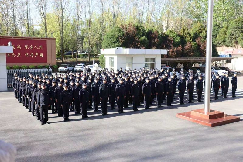 山西泽州公安举行2026年全警练兵开训仪式