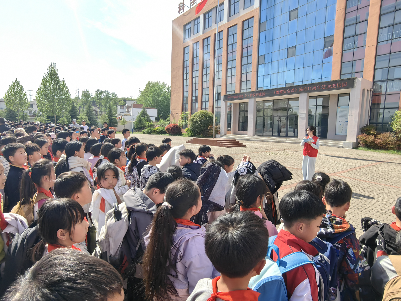 河南省汝阳县司法局柏树司法所安全普法在行动