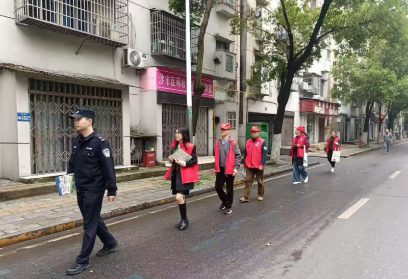 东城派出所：织密反诈宣传网 捂紧百姓钱袋子