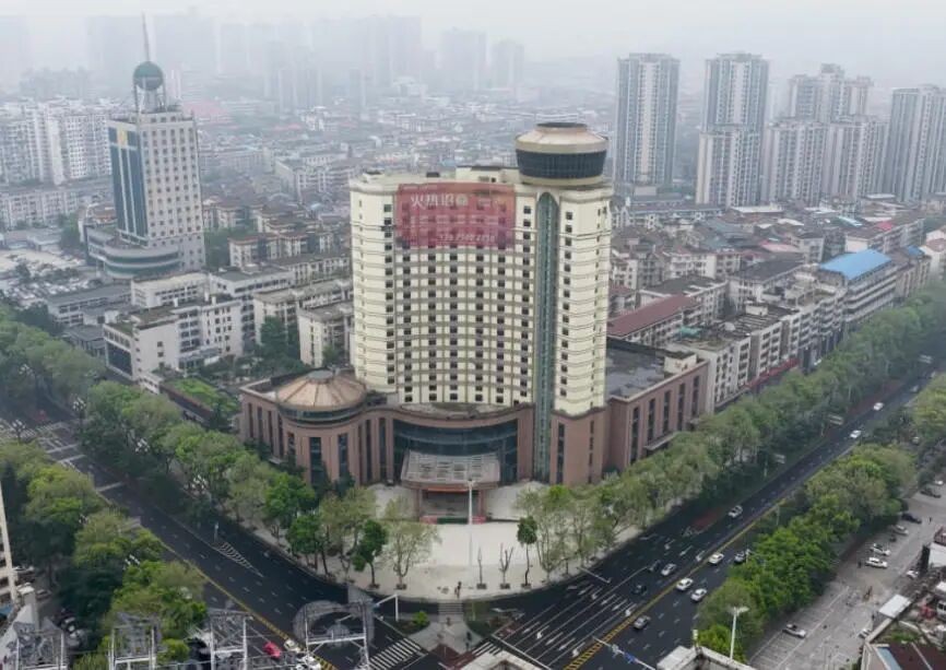 中国法院“二十四节气”——谷雨·32年烂尾楼，“沐浴”新生！