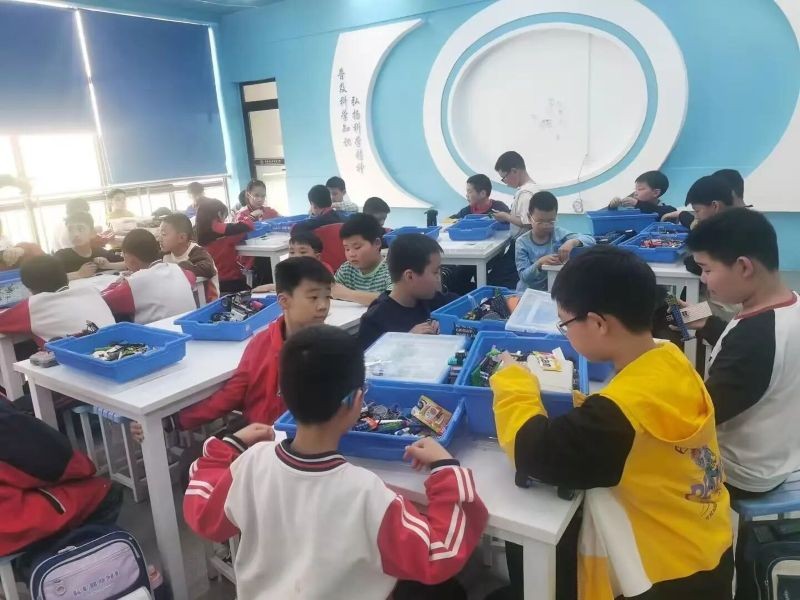 荆州经开区：让教育“活”起来，让孩子“亮”起来