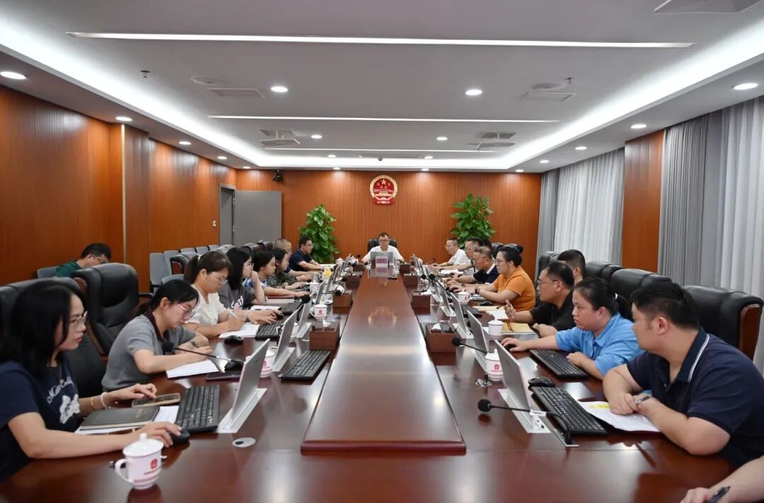 海南保亭法院召开2026年第一季度司法审判数据会商会暨涉诉信访工作研判会