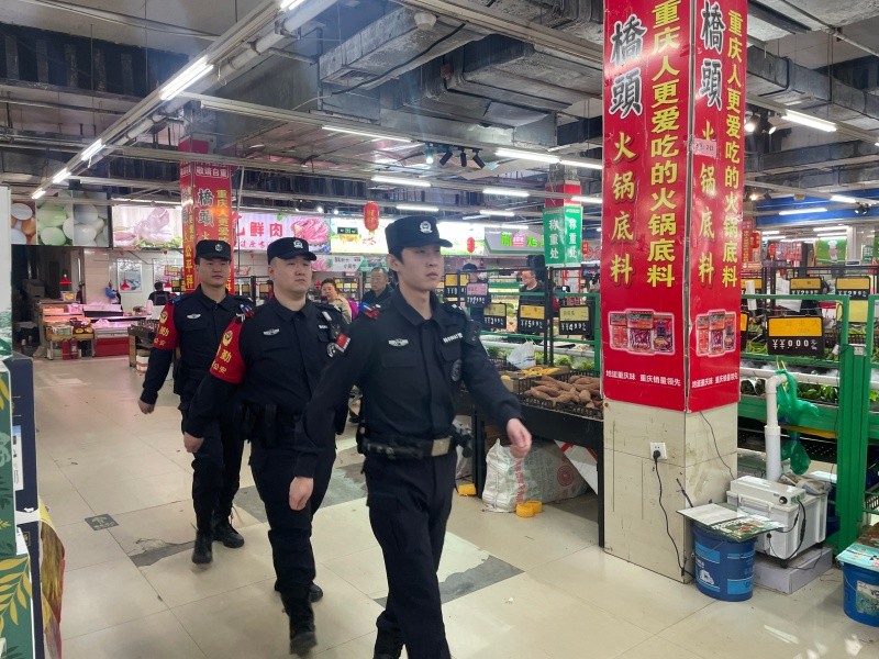 藏蓝坚守一线 护航“五一”佳节——黑龙江省鸡西市虎林市公安局全力护航节日平安