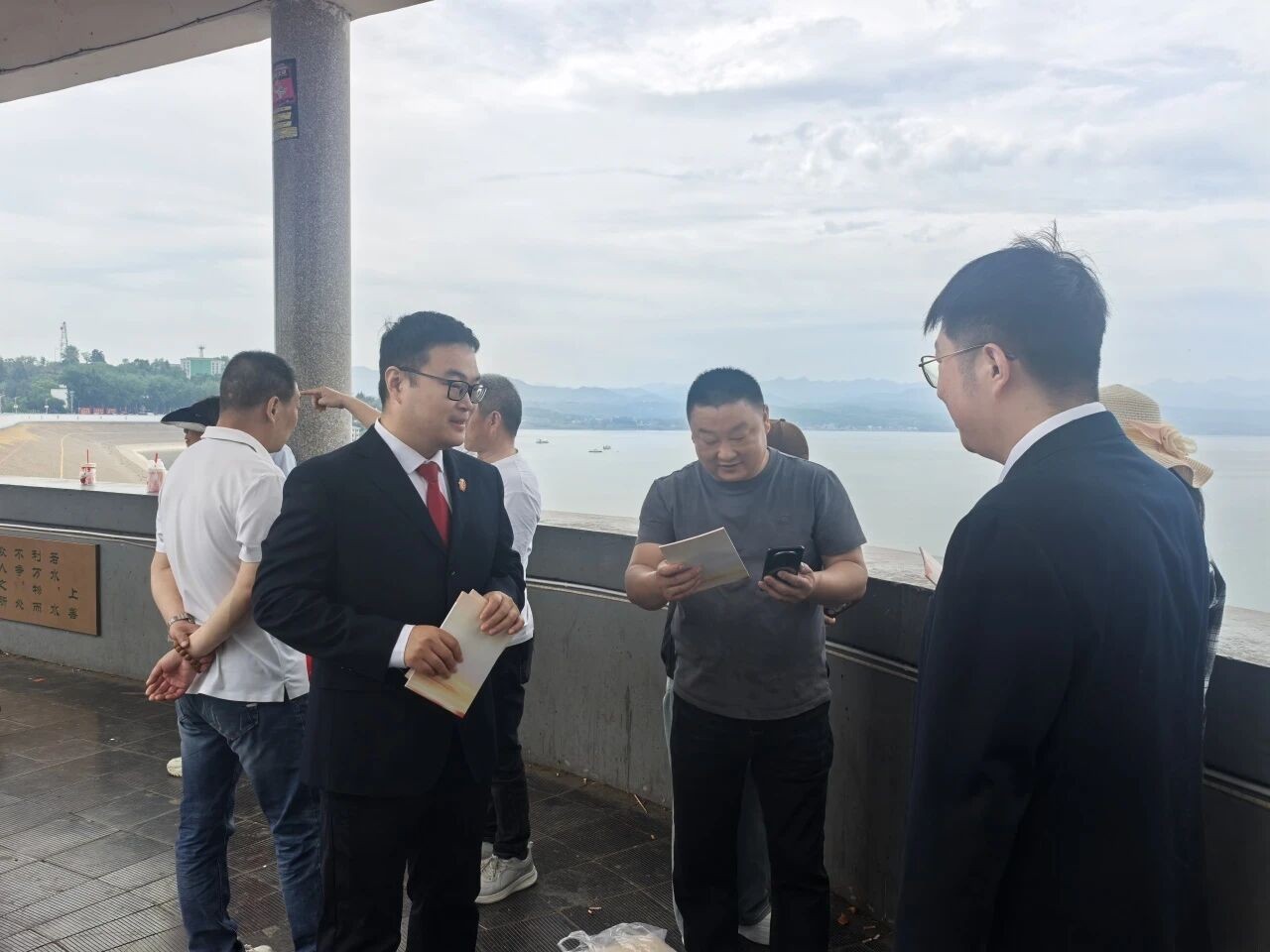 河南嵩县：“法庭＋文旅” 服务零距离