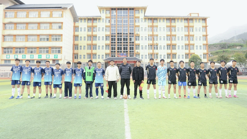 湖北恩施市三中：深耕体育教育筑牢学子健康根基