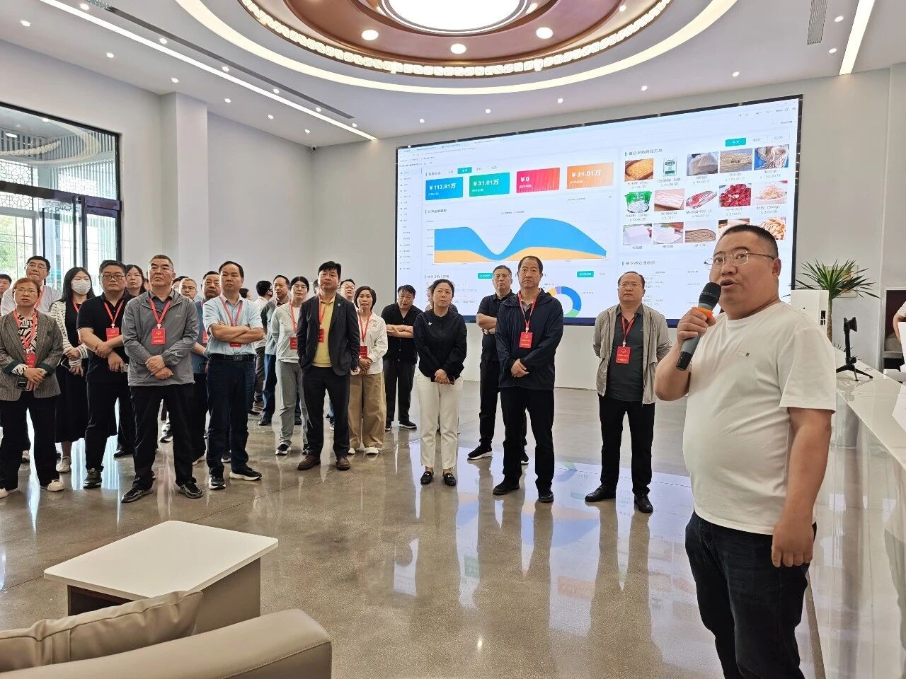 河南省洛阳市偃师区人大常委会开展“校园餐”监督视察活动