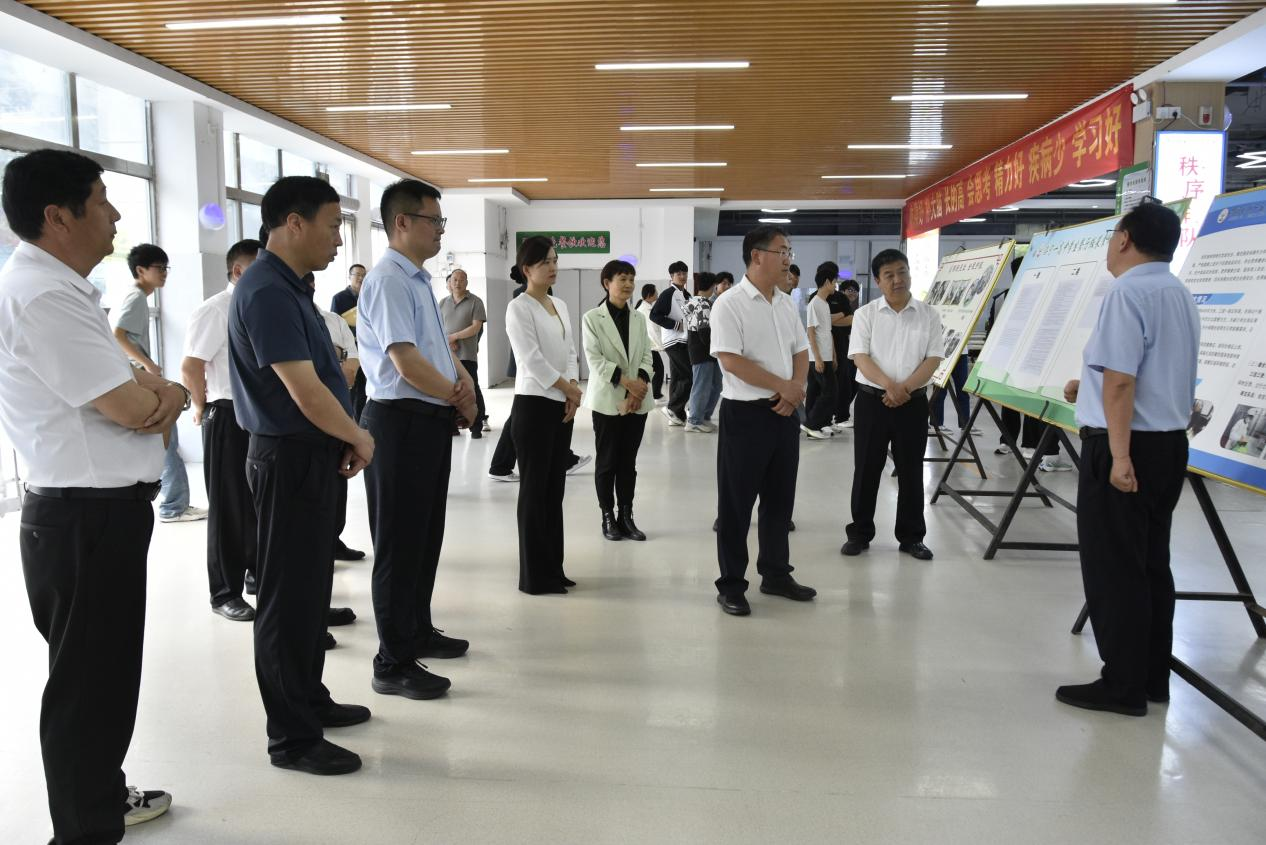河南洛宁：紧盯校园“小餐桌” 守护学子大健康
