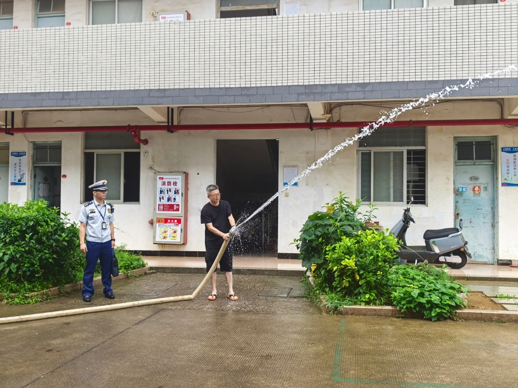 福建省漳州市漳浦县消防救援大队开展夏季消防安全检查指导工作