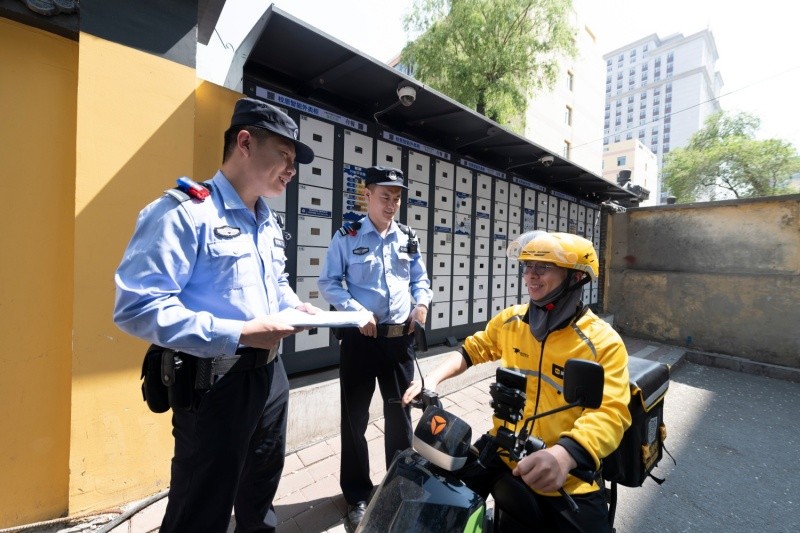 黑龙江省哈尔滨市公安局：警民“双向奔赴” 奏响文明养犬共治共建协奏曲
