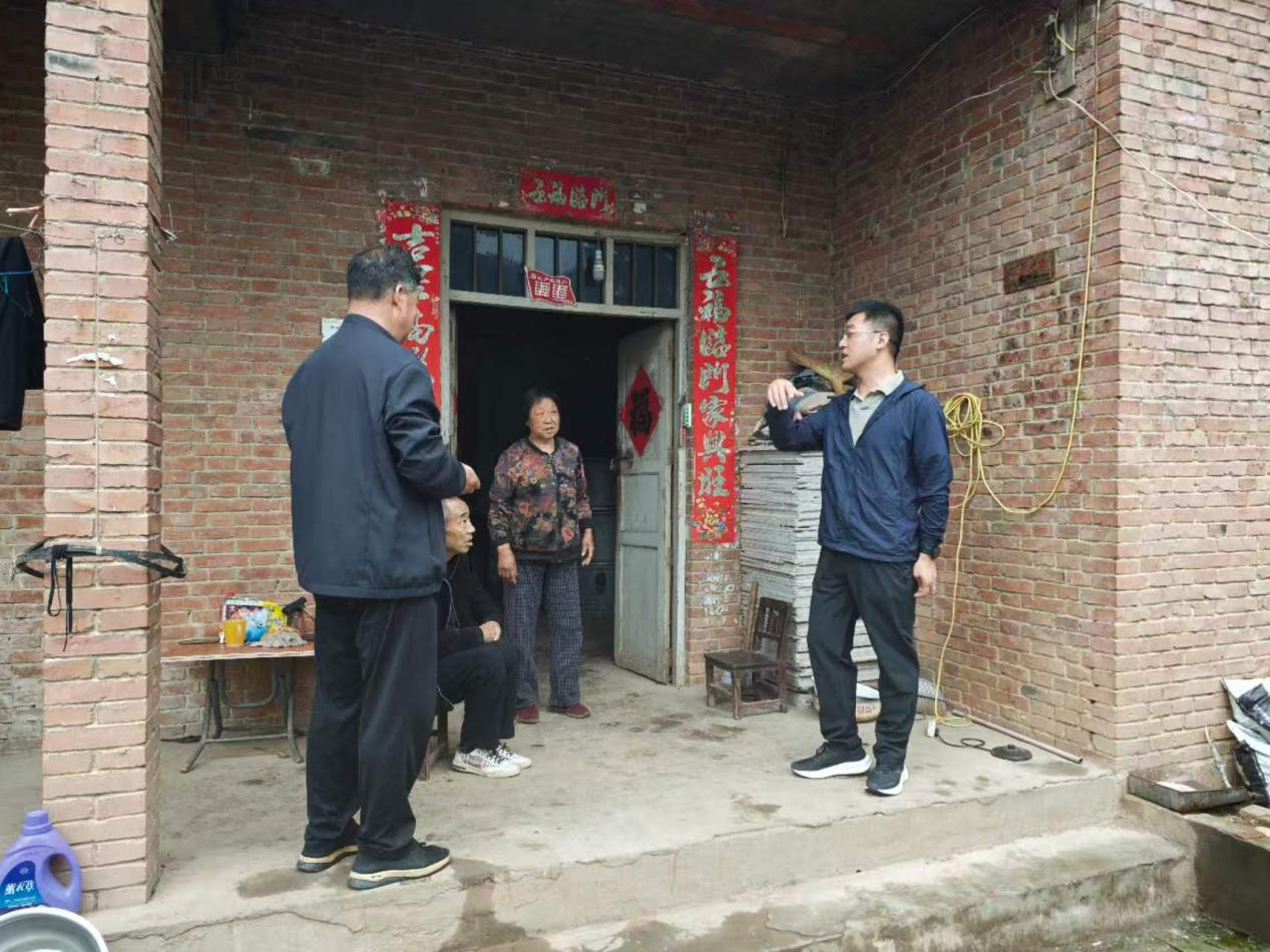 河南洛宁：履职进站办实事 精准发力促发展