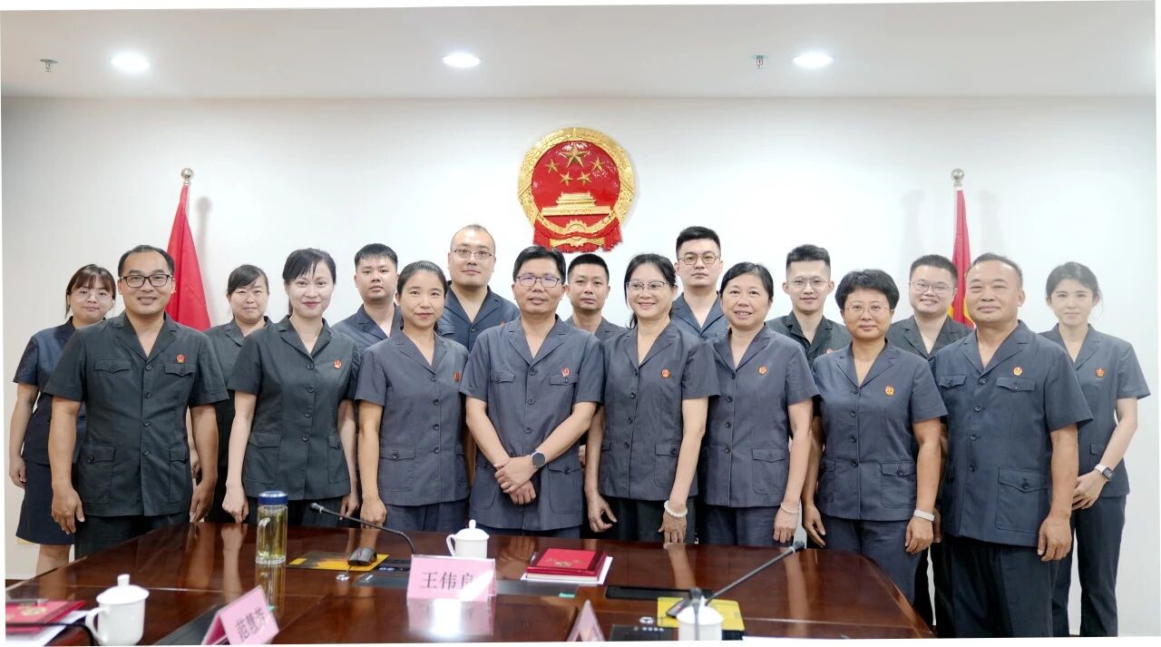 薪火相传守初心 结对共建促成长——海口美兰法院举行第二批青年法官导师结对仪式