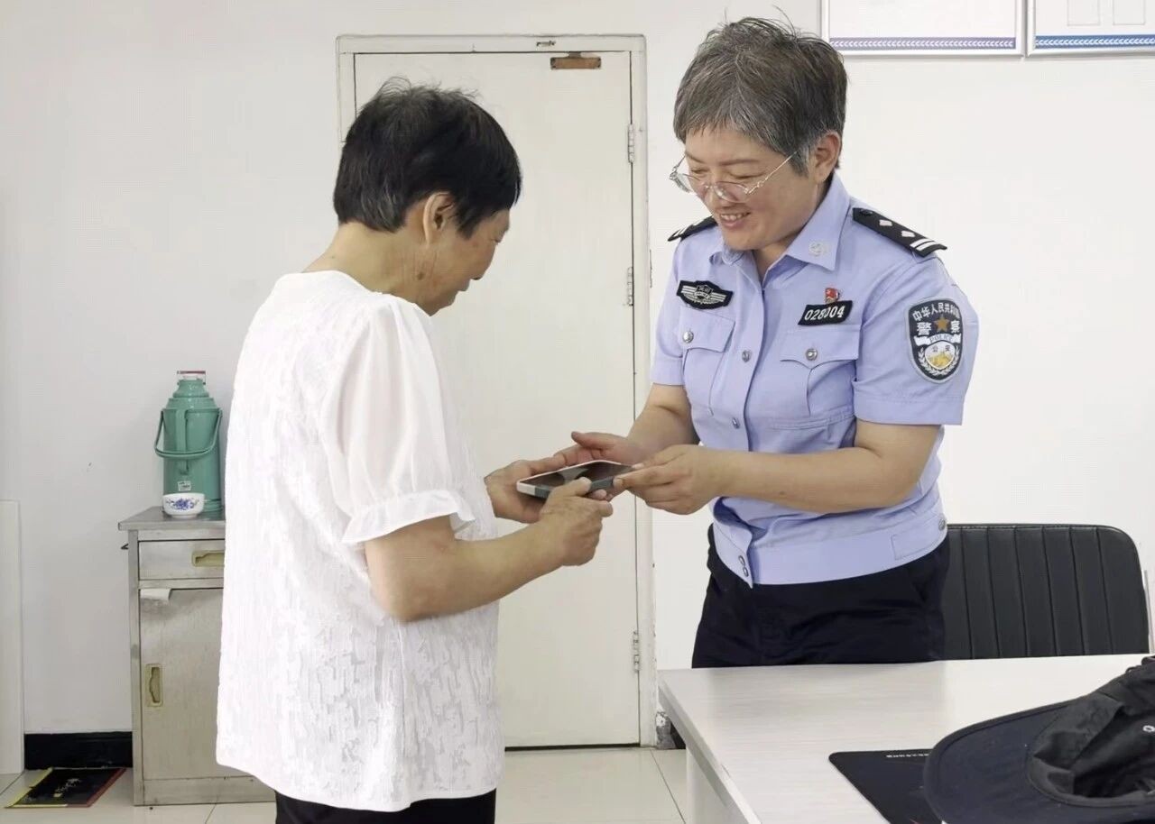 河南洛阳公安局洛龙分局：雷霆打击护平安，暖心服务显担当！