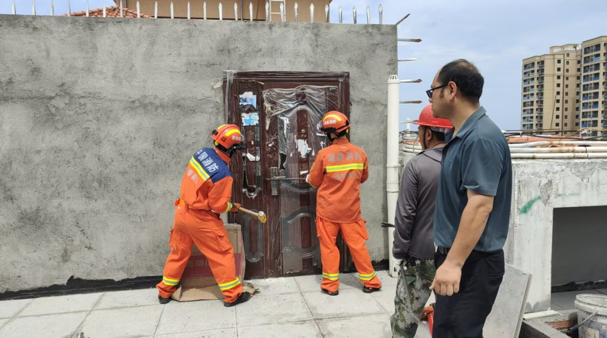 重拳清障除隐患 守护生命安全线 湖南省衡南县城市管理和综合执法局多向发力筑牢消防安全屏障