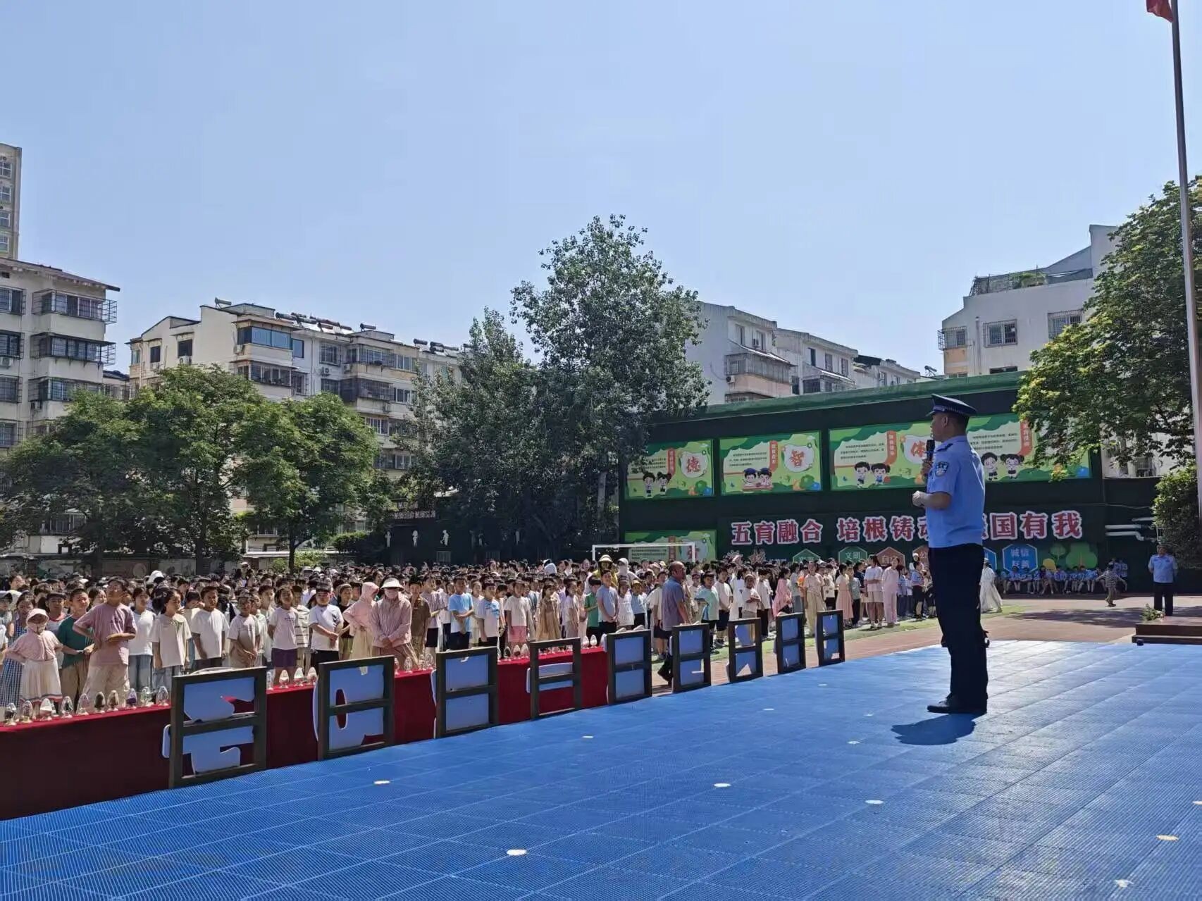 河南省洛阳市黄河桥强制隔离戒毒所到涧西区中信小学教育集团开展禁毒普法主题宣教活动