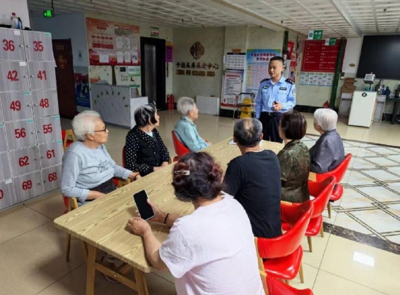 聚力护老反诈 筑牢金融防线——黑龙江省佳木斯公安开展养老服务领域专项宣传活动