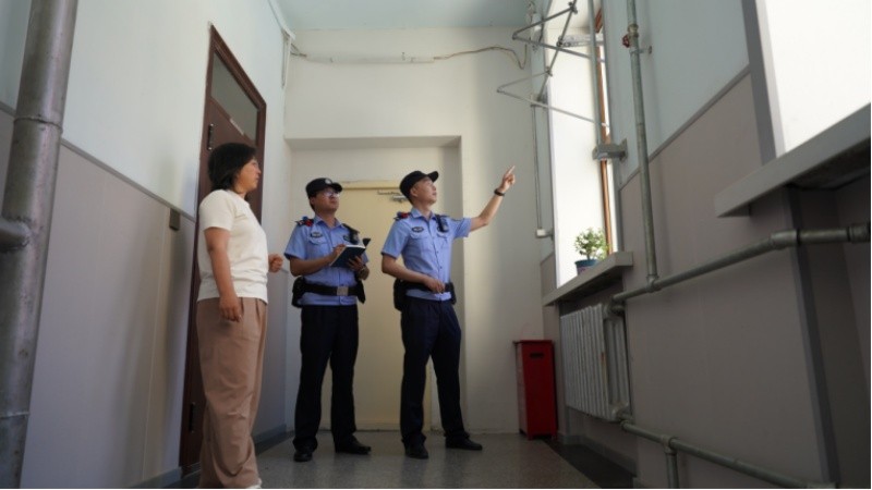 黑龙江省哈尔滨市公安局： “百万警进千万家” 善治新“枫”景