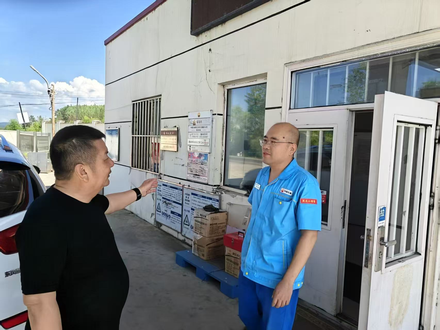 黑龙江省牡丹江市阳明区应急管理局排险除患 严守加油站汛期安全关