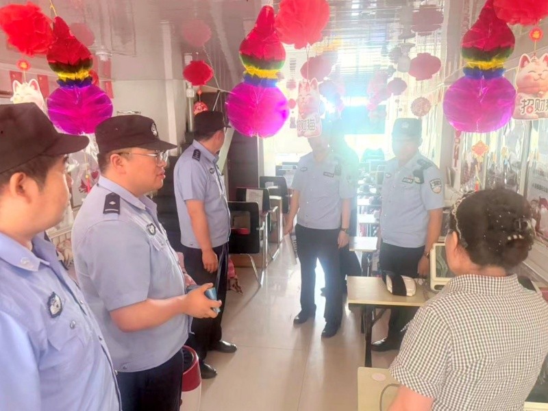 黑龙江省林区公安局东方红分局东方红派出所：联勤共管筑防线 精准宣防护民安