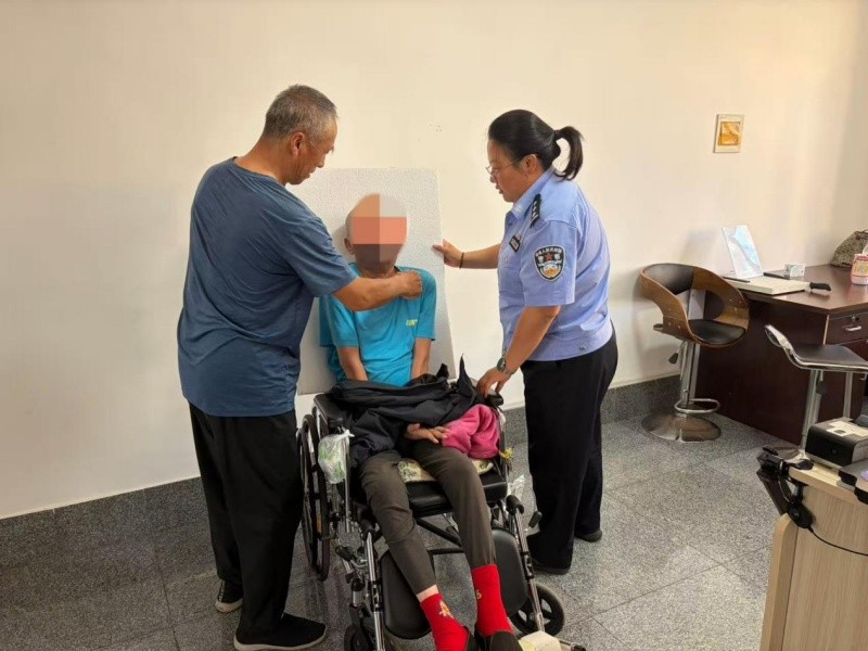 警心向党践初心 便民服务暖民心——黑龙江省林区公安局林口分局古城派出所开展庆“七一”便民服务活动