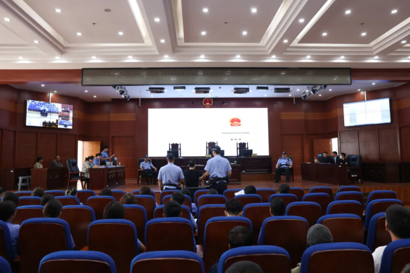扎兰屯市检察院：三尺公诉席 一堂实战课