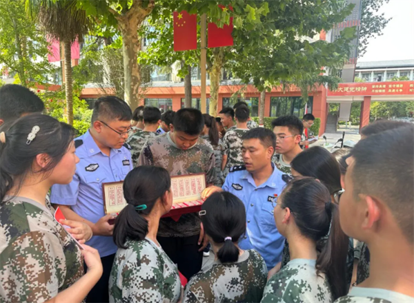 陕西泾阳公安：禁毒宣传进校园 护航青春不“毒”行