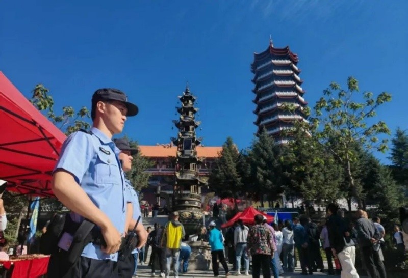 黑龙江哈尔滨公安：护航文旅热 平安不缺位