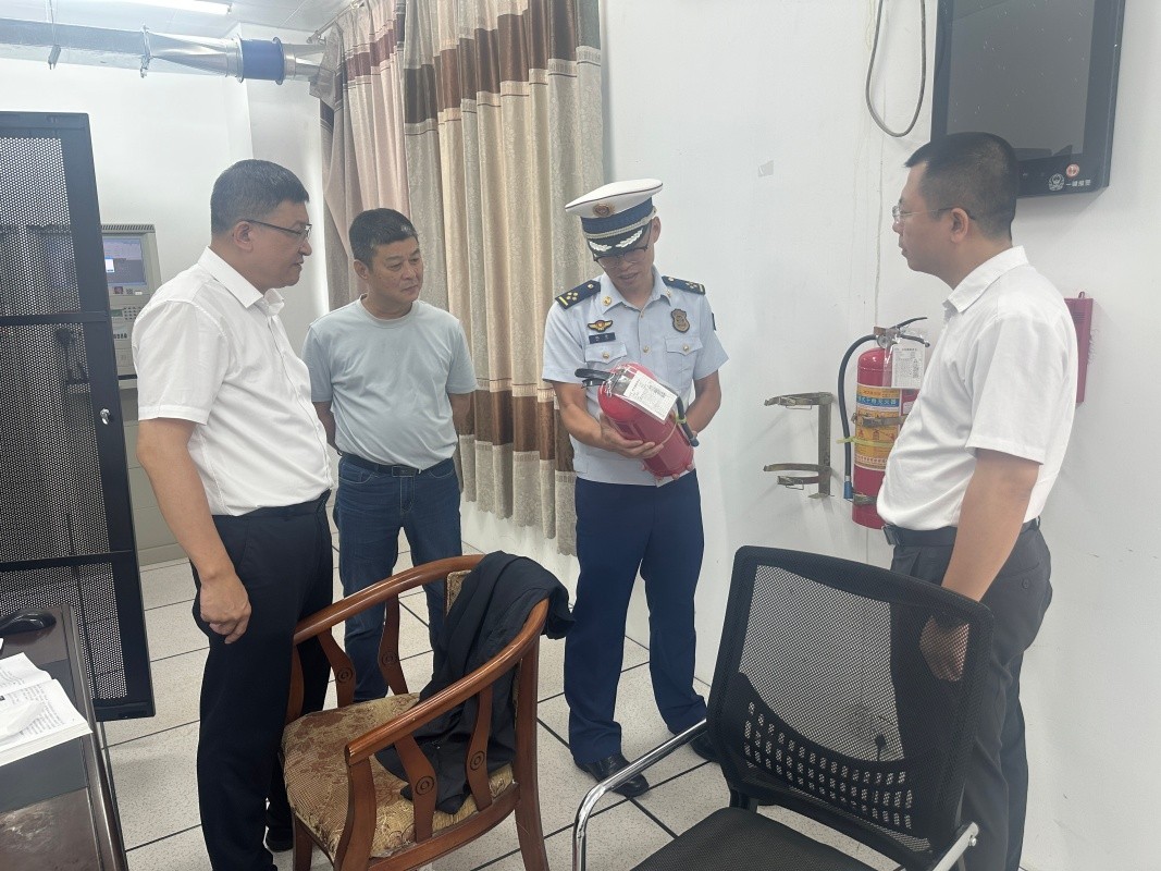 福建省漳州市漳浦县消防联合多部门开展医疗机构消防安全检查