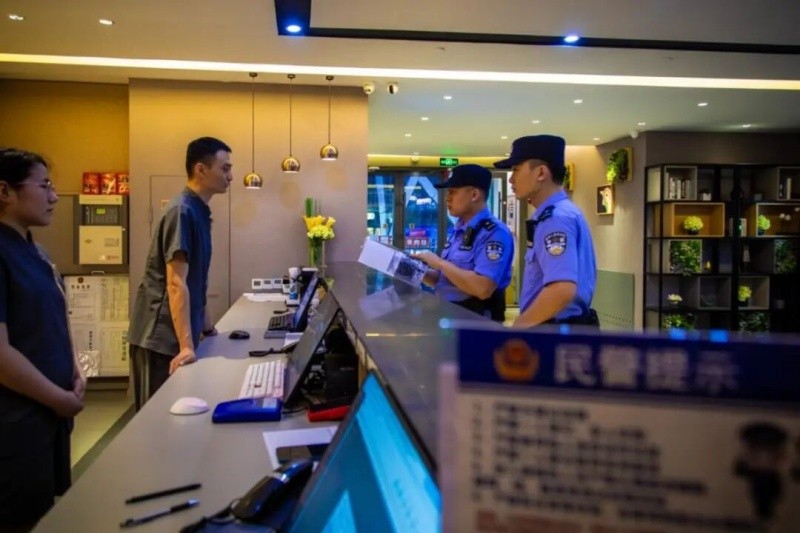 黑龙江省哈尔滨市公安局：多维度发力 净化社会治安环境