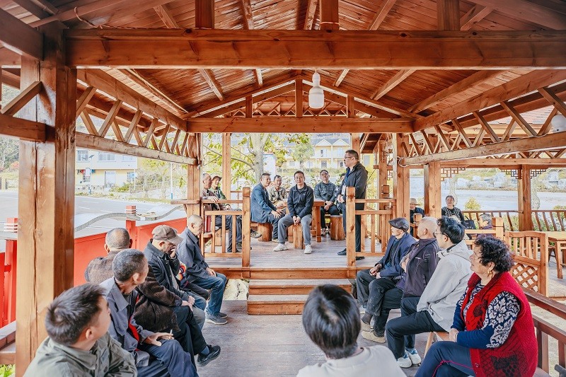 湖北巴东县：靶向监督托起幸福“夕阳红”