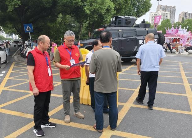 湖南省常德市道路运输服务中心全力护航“湘超”主场赛事 筑牢出租车运营服务防线