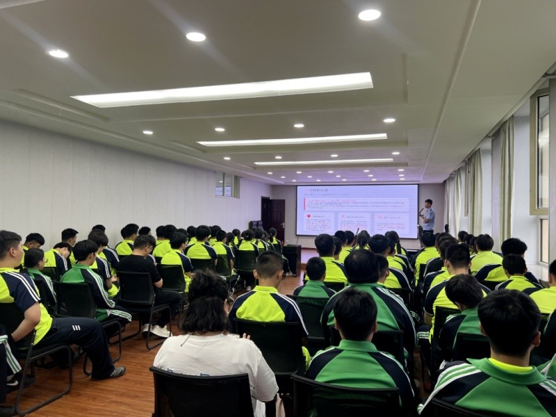 黑龙江林区公安：开学有“警”色！四份平安锦囊守护少年向阳成长