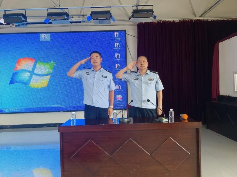 黑龙江省林区公安局东京城分局东京城第二派出所开展开学法治宣讲进校园活动