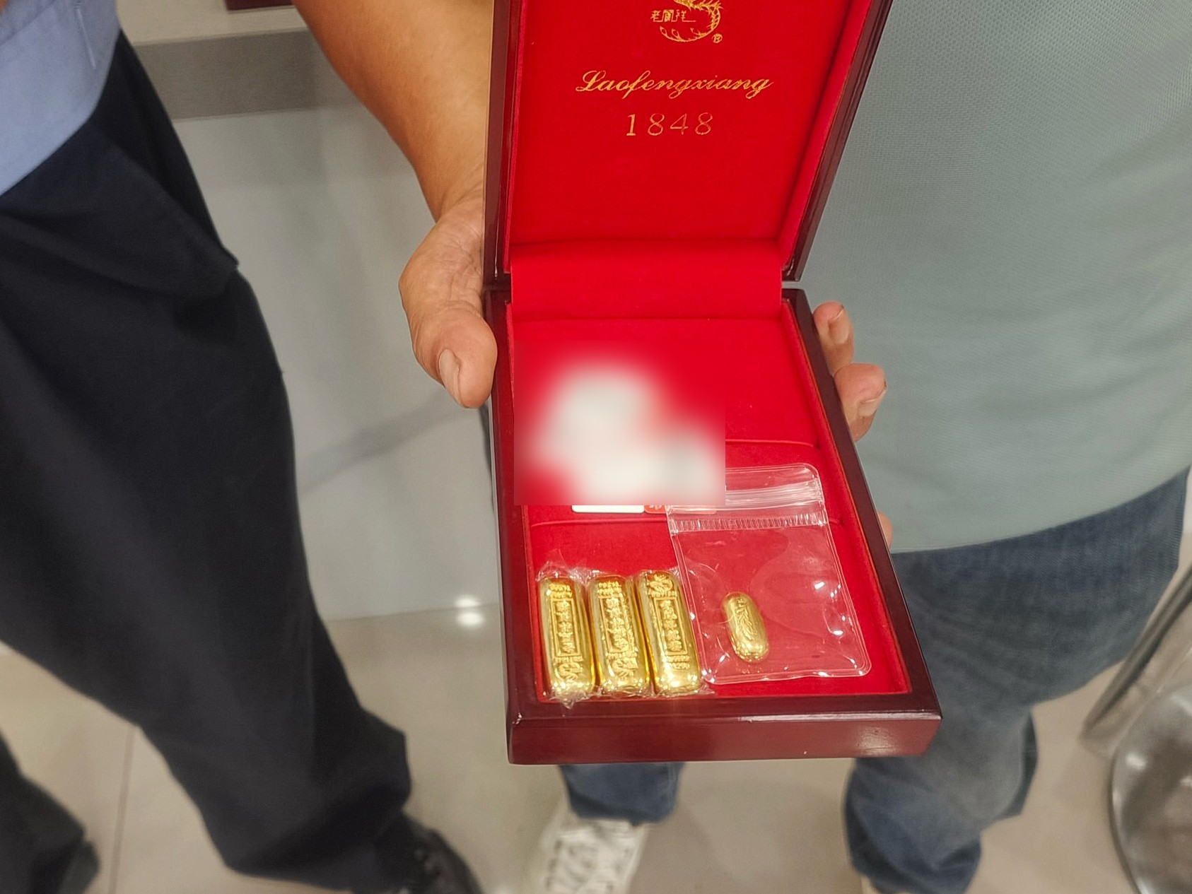 浙江缙云：大叔购买100多克黄金“给儿子结婚用”，儿子：“我怎么不知道我要结婚？”