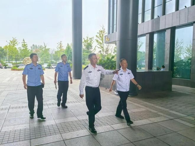 湖南常德市政府副市长、市公安局局长张永强实地督导检查生物产业大会安保工作