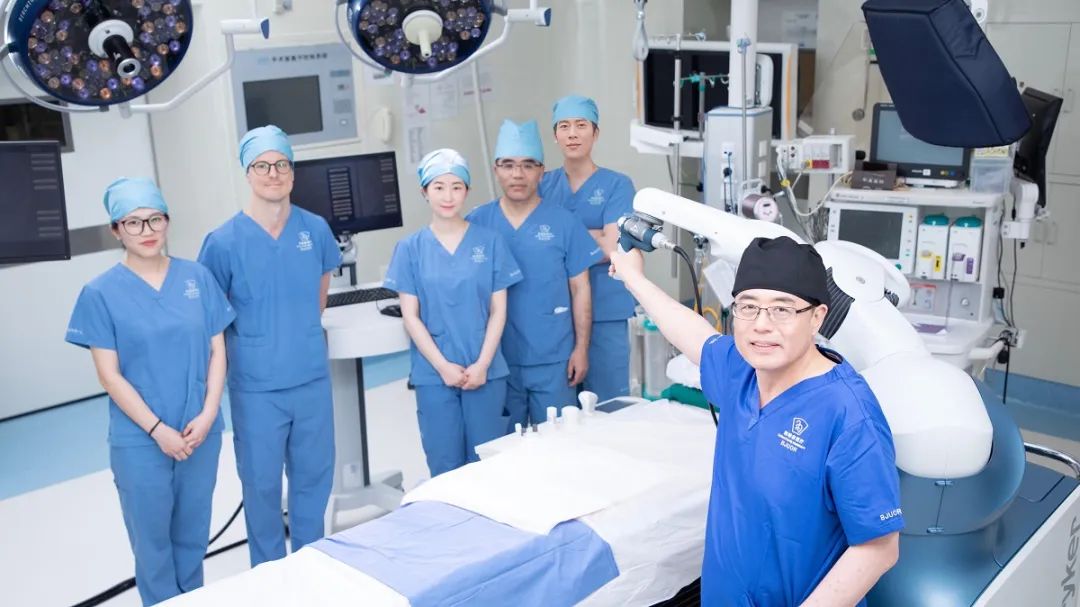 Mako机器人在和睦家：毫米之间，重塑关节功能