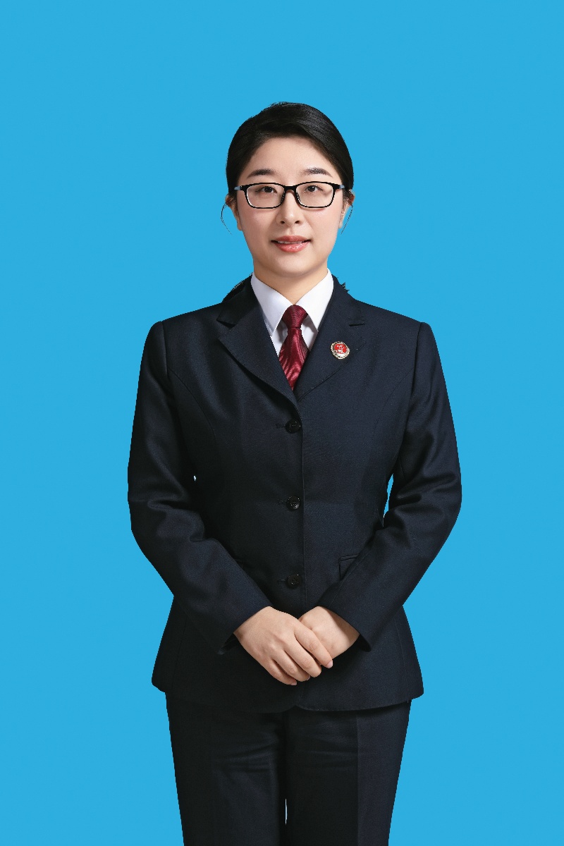 刘依宁_副本.jpg
