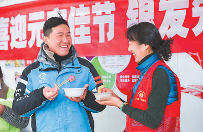 法治助力 “小哥”权益更有保障