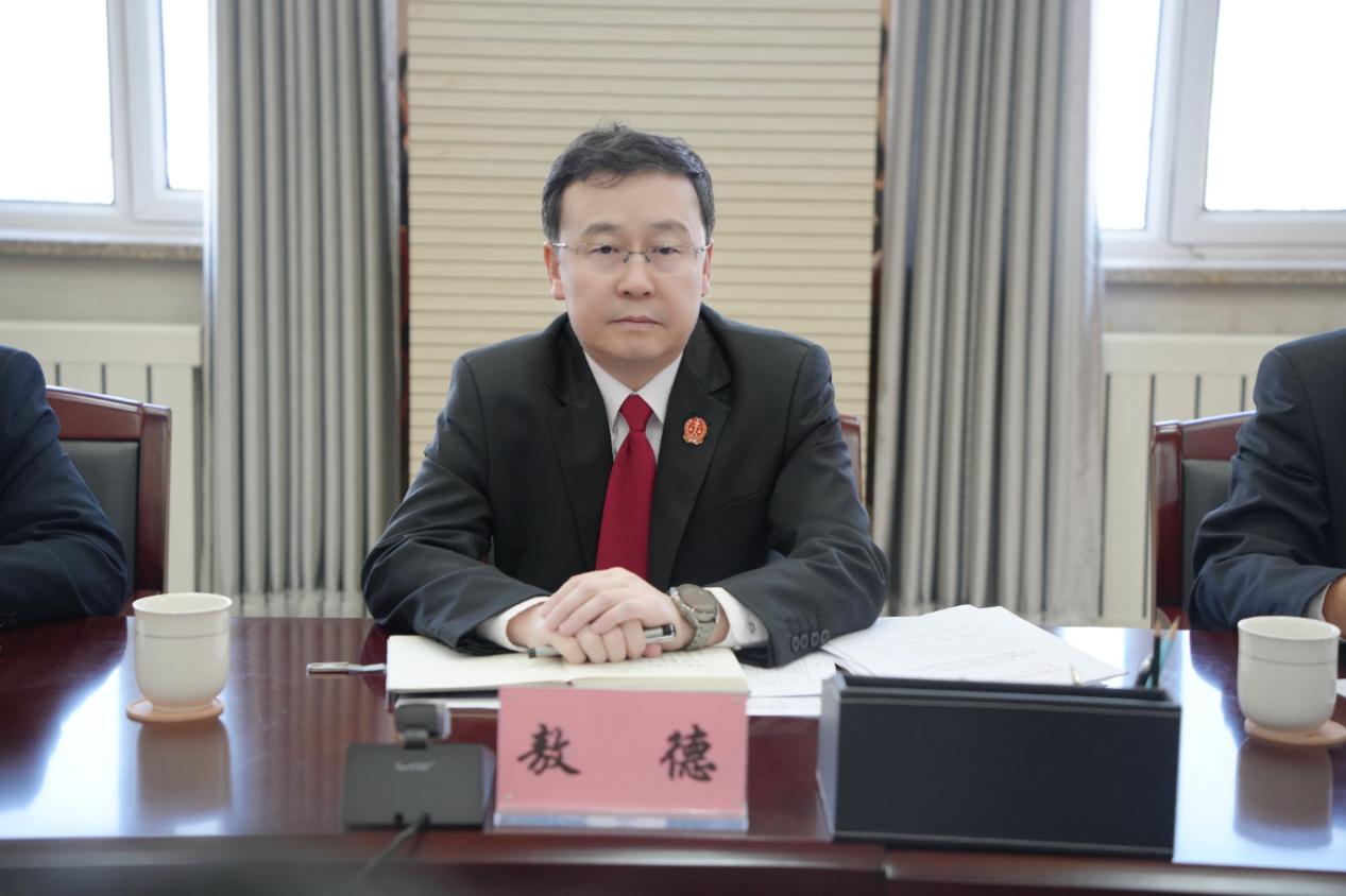武川县人民法院召开审判数据分析研判会商会2.jpg 武川县人民法院召开审判数据分析研判会商会2.jpg