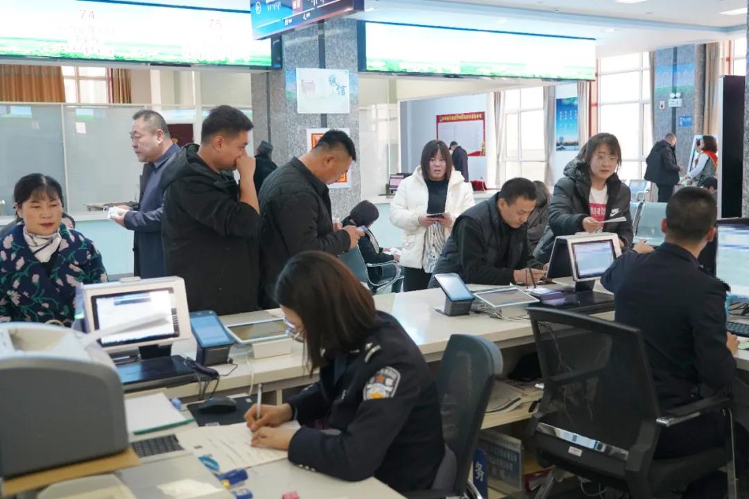 和林公安:做优“三个坚持” 助力诚信工程建设提档升级2.jpg 和林公安:做优“三个坚持” 助力诚信工程建设提档升级2.jpg