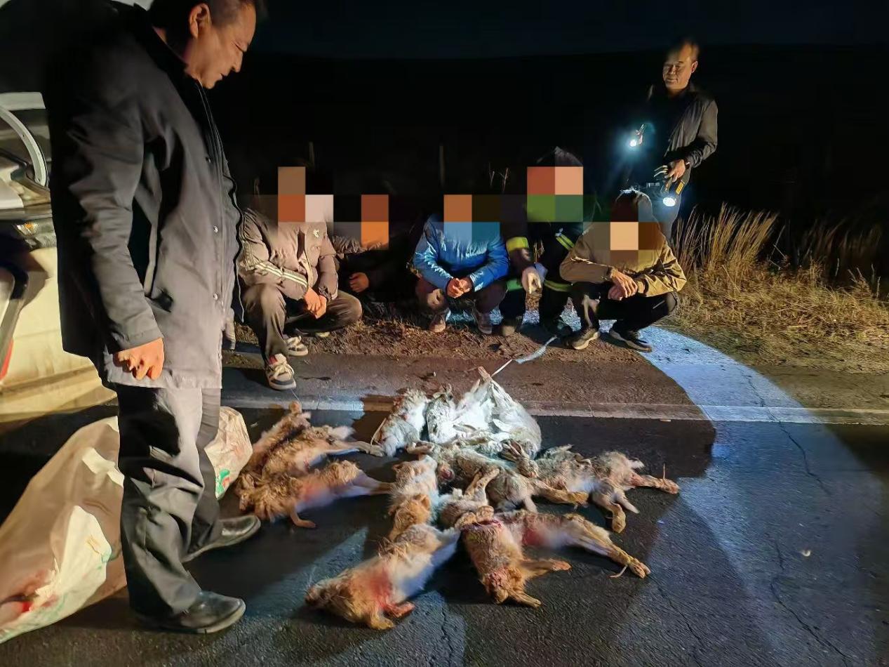 化德县公安局环食药侦大队：护农业，守生灵，卫红线2.jpg