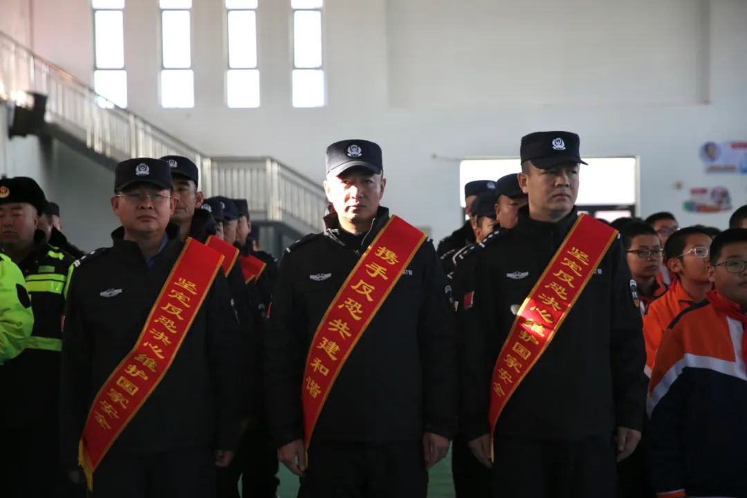 2.jpg 2.jpg