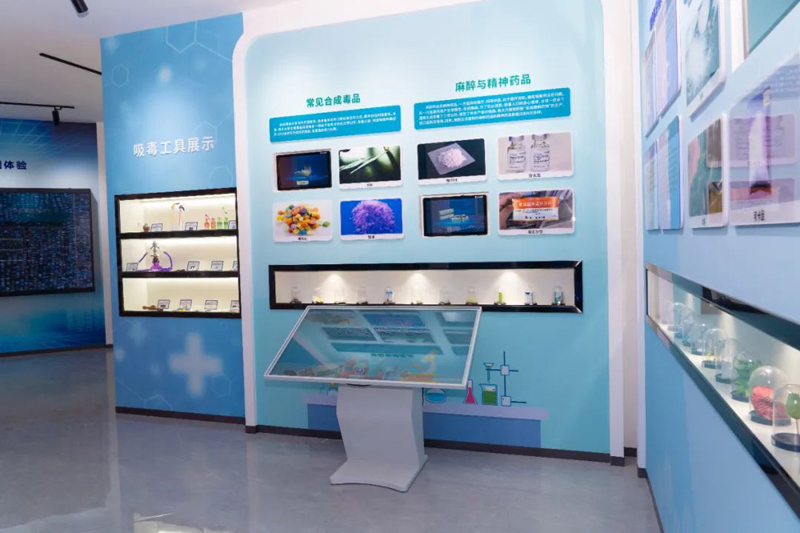 和林格尔县社区戒毒康复工作中心和禁毒教育基地正式揭牌启用3.jpg